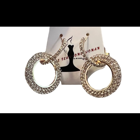 CRYSTAL EMBELLISHED DOUBLE HOOP EARRINGS - Picture 4 of 5